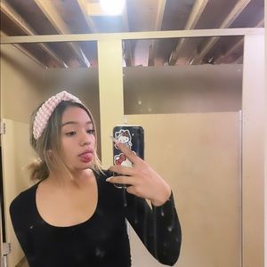 Meet your Posher, Adamari